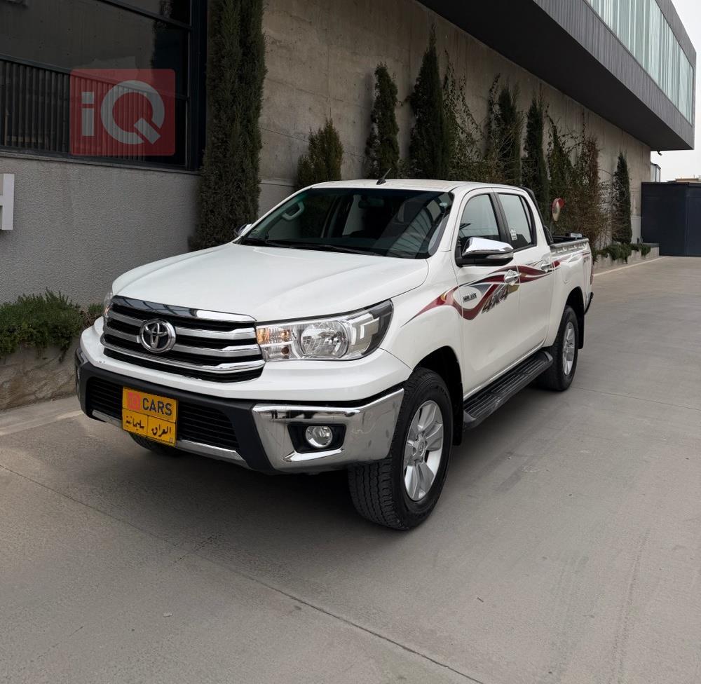 تويوتا هايلوكس